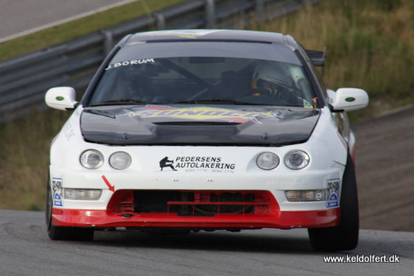 Honda Integraen i aktion på Ring Djursland.